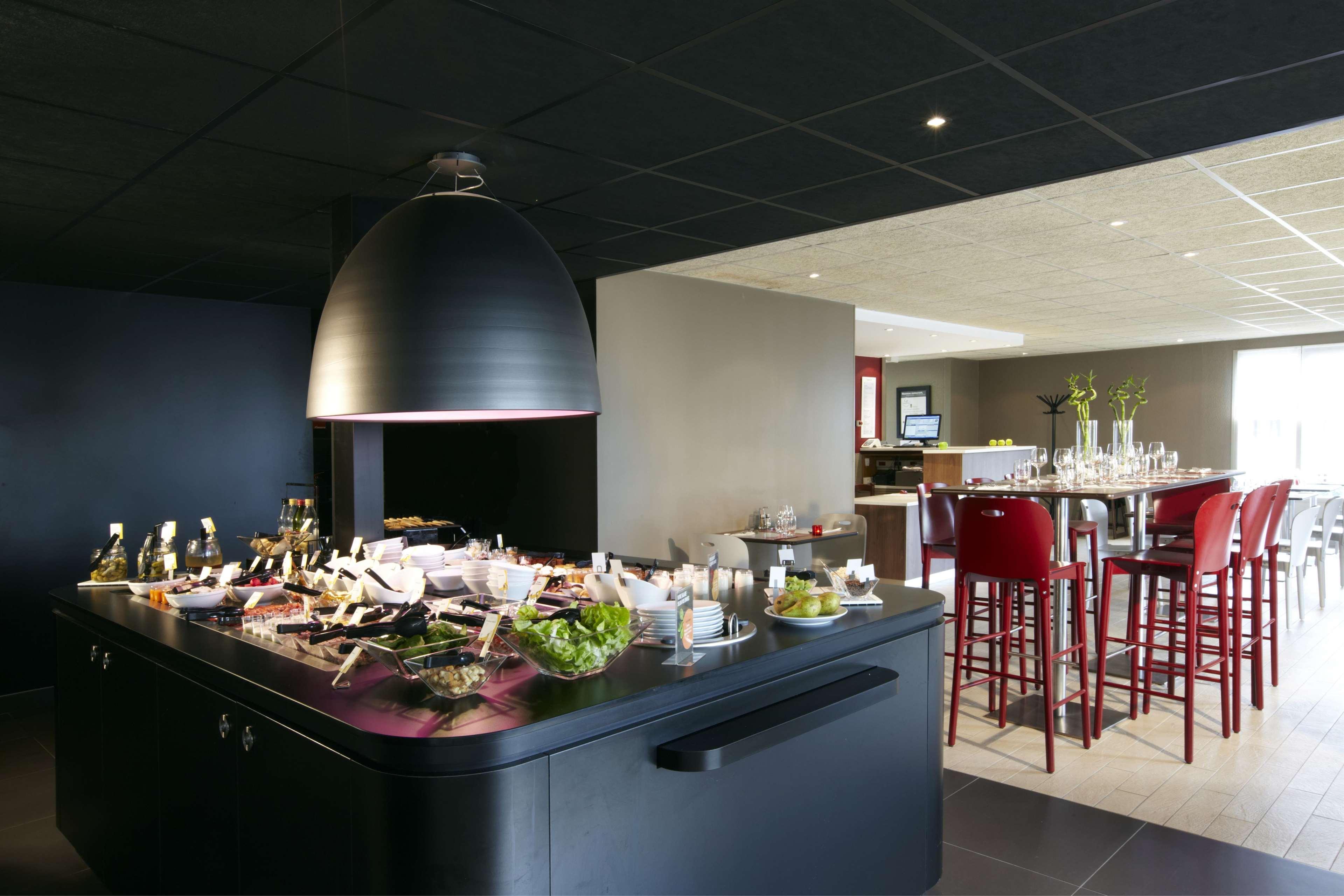 Campanile Brest - Aeroport Hotel
