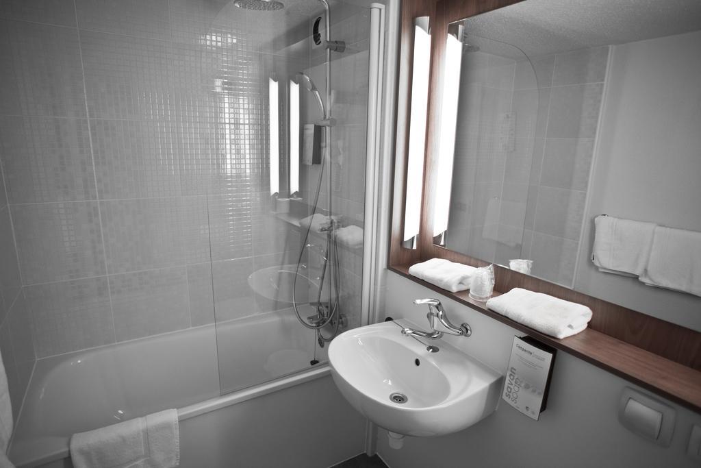 Hotel Campanile Brest - Aeroport 3*